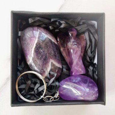 Amethyst Gift Set 3 Piece - Pocket Angel, Keyring & Chevron Amethyst